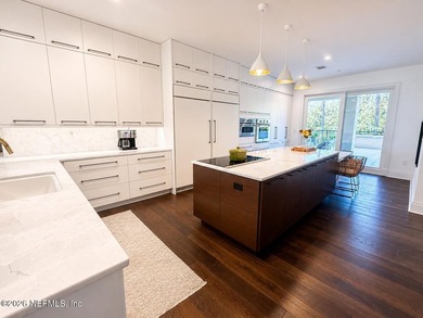 6520 Spyglass combines the privacy and spaciousness of a - photo 8