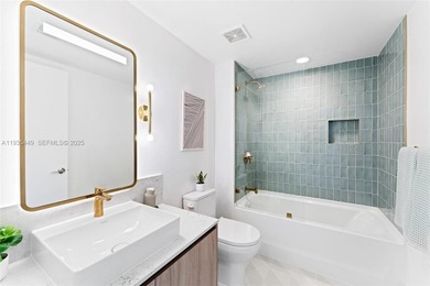 NATIIVO MIAMI RESIDENCE 4415. 3 BEDROOMS/3 BATHROOMS - LOCKOUT