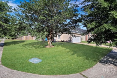 Welcome to 120 Alexander Way, a move-in ready 3-bedroom ranch - photo 3