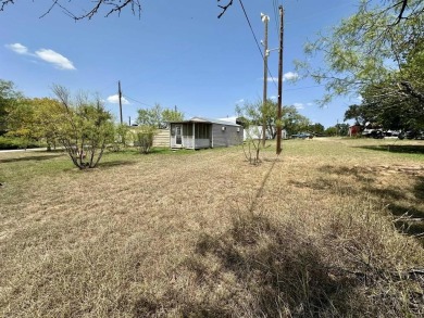 Proctor Lake Home For Sale in Comanche Texas