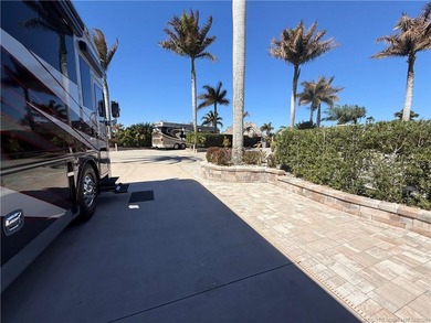 This expansive 2,868 sq. ft. lot offers a desirable layout that - photo 4