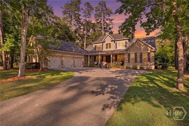 Welcome to luxury living in the highly sought-after Waterways - photo 2