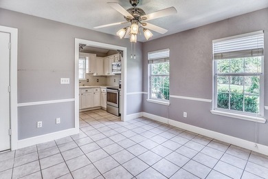 Discover this adorable and meticulously maintained 2-bedroom - photo 11