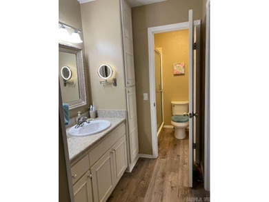 MOVE IN READY!!! This beautifully updated townhome in desirable - photo 13