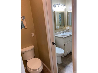 MOVE IN READY!!! This beautifully updated townhome in desirable - photo 16