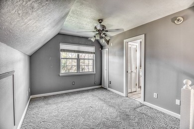 Discover this adorable and meticulously maintained 2-bedroom - photo 17
