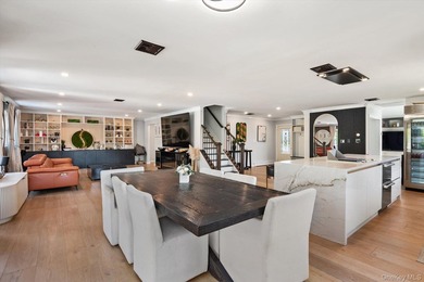 Welcome to a truly exceptional luxury residence, where refined - photo 19