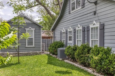 Discover this adorable and meticulously maintained 2-bedroom - photo 19