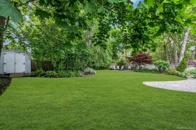 Pristine, Well Maintained Ranch Nestled on .27 Acres. Spacious - photo 20