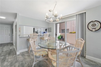 Seldom available, 1st & 2nd floor, TOWNHOUSE Style end-unit - photo 9