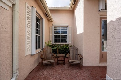 Price improvement! This stunning LAKEFRONT 3BR/2BA/2CG + den - photo 5