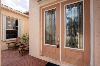 Price improvement! This stunning LAKEFRONT 3BR/2BA/2CG + den - photo 6