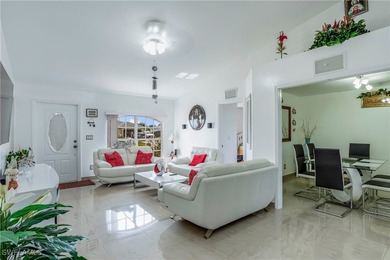 LOOK NO FURTHER, BEST DEAL IN CAPE CORAL!!! Home is currently - photo 8