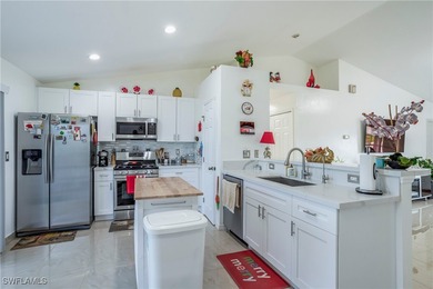 LOOK NO FURTHER, BEST DEAL IN CAPE CORAL!!! Home is currently - photo 9