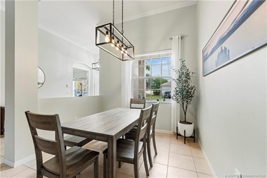 Price improvement! This stunning LAKEFRONT 3BR/2BA/2CG + den - photo 10