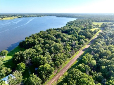 Lake Lot For Sale in Jewett, Texas