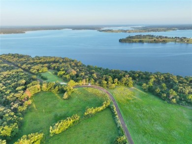 Lake Acreage For Sale in Jewett, Texas