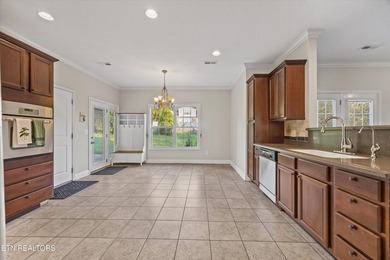 Discover the best of both worlds! This beautiful 3-bedroom, 2 - photo 11