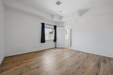 Newer three level Townhome, one block to the fabulous La Costa - photo 13