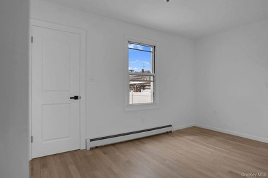 Charming Starter Home - Fully Renovated & Move-In Ready This - photo 14