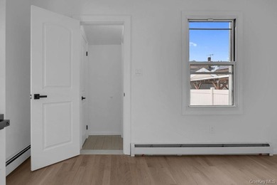 Charming Starter Home - Fully Renovated & Move-In Ready This - photo 17