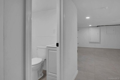 Charming Starter Home - Fully Renovated & Move-In Ready This - photo 20