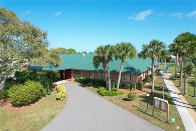 Offers sturdy 2x6 construction. Fully furnished residence - photo 20