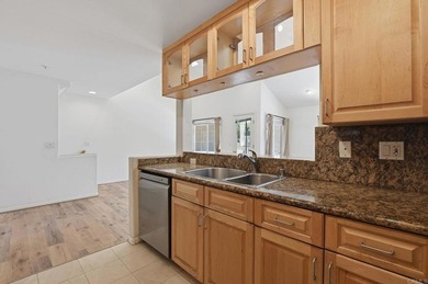 Newer three level Townhome, one block to the fabulous La Costa - photo 22