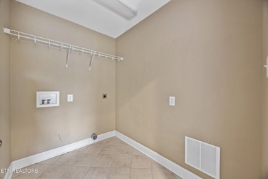 Discover the best of both worlds! This beautiful 3-bedroom, 2 - photo 23