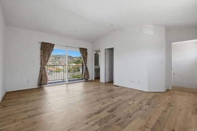 Newer three level Townhome, one block to the fabulous La Costa - photo 32