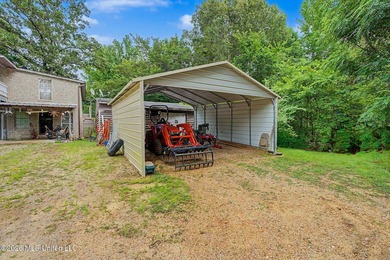 Opportunity awaits on this 3.1-acre property offering endless - photo 3