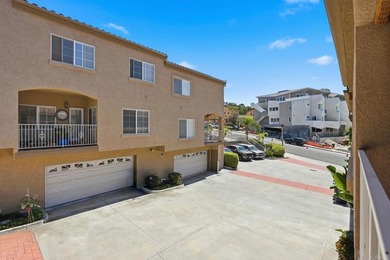 Newer three level Townhome, one block to the fabulous La Costa - photo 45