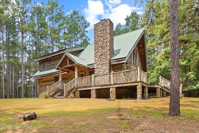 Welcome to Nola Pines! This unique property is tucked away on - photo 1