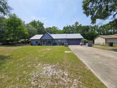 Welcome to 300 Crestview Drive in Woodbine, GA-an exceptional - photo 2