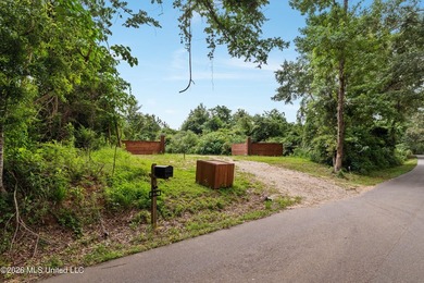 Welcome to Serenity Timbers Estate, a 100-acre, brand-new, fully - photo 2