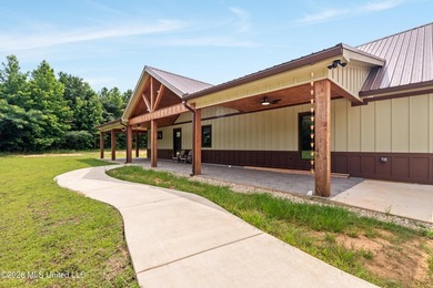 Welcome to Serenity Timbers Estate, a 100-acre, brand-new, fully - photo 6