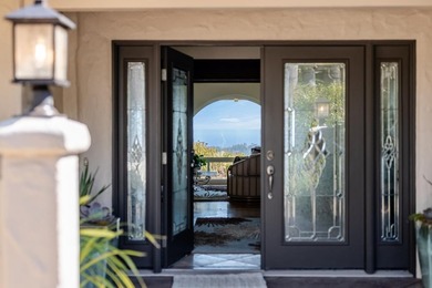 The view is the headline. Expansive. Unforgettable - photo 7