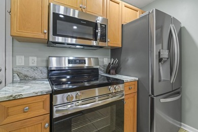 Situated in the vibrant heart of Myrtle Beach in Highland Ridge - photo 18
