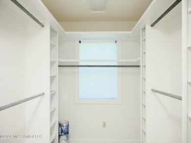 If you've been looking for a turnkey hunting, farming, or - photo 19