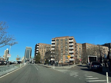 This commercial medical office condo situated right one Queens - photo 3