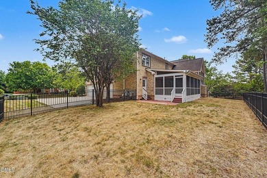 Exceptional all-brick custom Toll Brothers home situated on a - photo 34