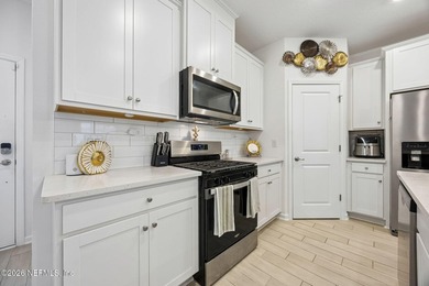 Discover the perfect blend of modern living and community charm - photo 8