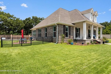Beautiful home off the Beach, Open Floor plan, Kitchen, Den with - photo 2