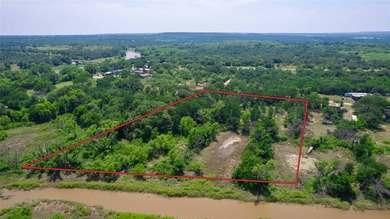 Enjoy the freedom of country living on this beautiful 3-acre - photo 6