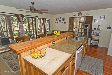 This cozy and comfortable, recently updated home would make the - photo 15