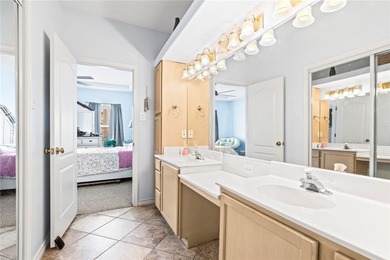 This fully furnished waterfront 2-bedroom, 2-bath condo on North - photo 16