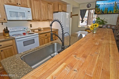 This cozy and comfortable, recently updated home would make the - photo 16