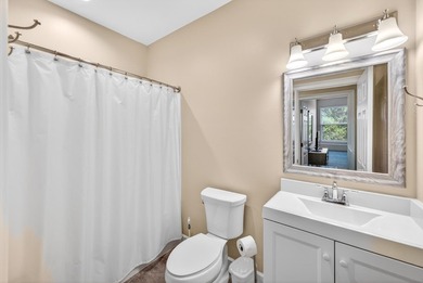 Immaculate and beautifully maintained, this fully furnished - photo 22