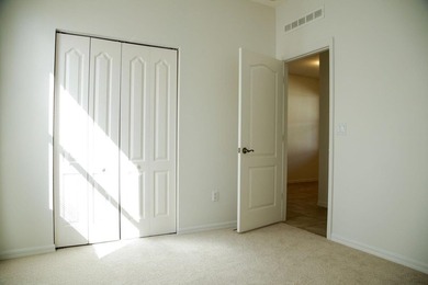 Lovely 3 bedroom 2 bath 2 car garage located in Heritage Oaks at - photo 5