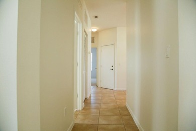Lovely 3 bedroom 2 bath 2 car garage located in Heritage Oaks at - photo 8